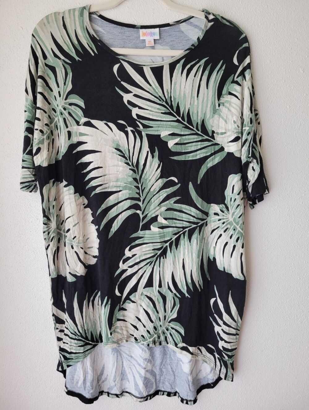LuLaRoe Irma XS Tropical Palm Leaf Tunic Top Black Green High Low Stretch Knit